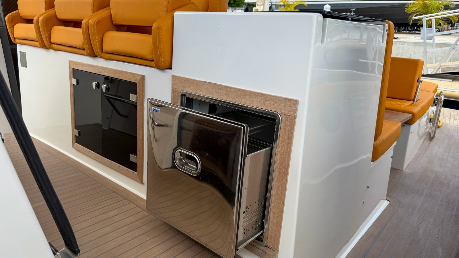40ft Tesoro Yacht For Sale