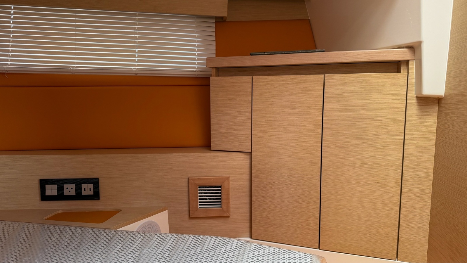 40ft Tesoro Yacht For Sale