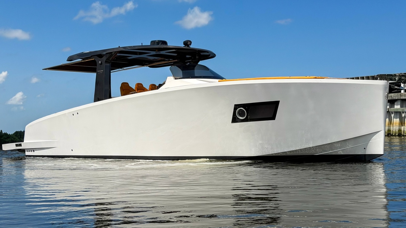 40ft Tesoro Yacht For Sale