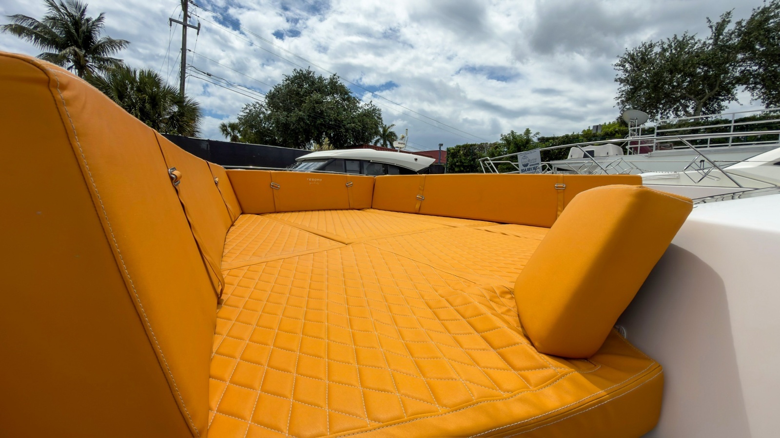 40ft Tesoro Yacht For Sale