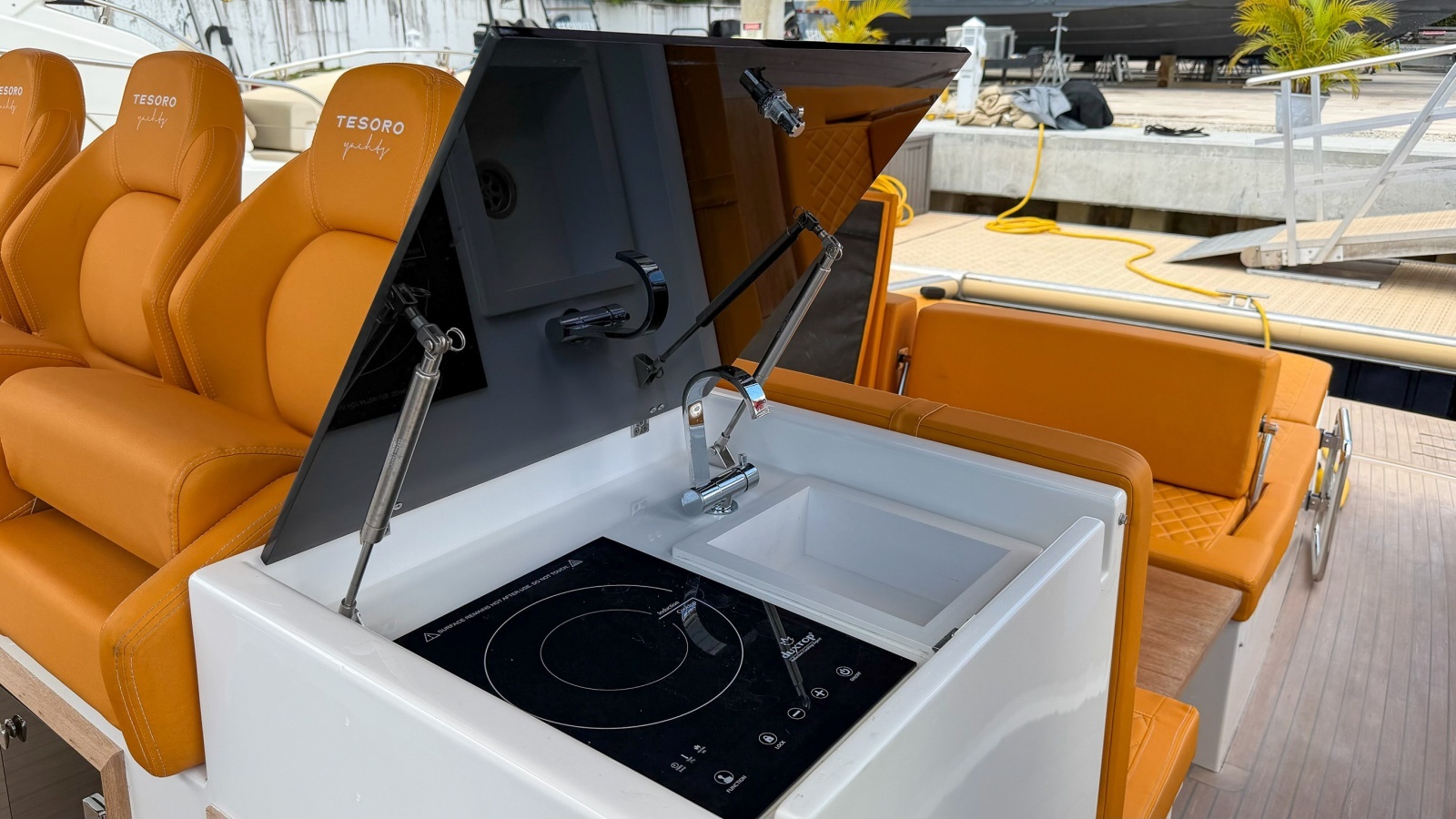 40ft Tesoro Yacht For Sale