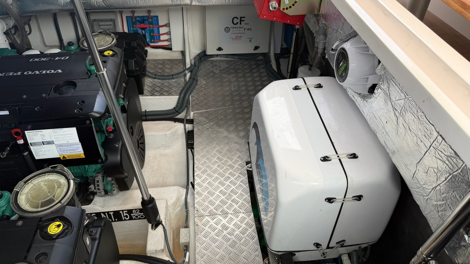 40ft Tesoro Yacht For Sale