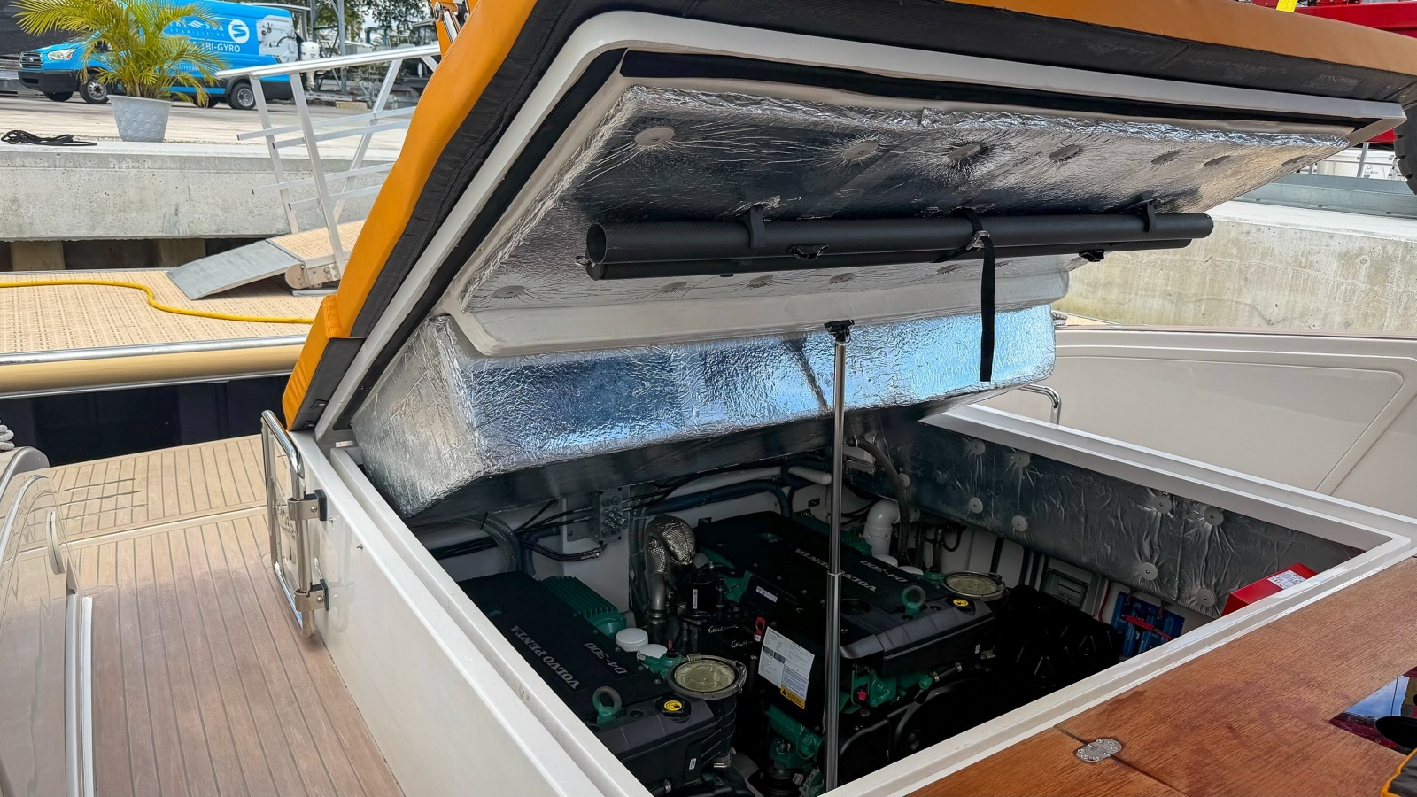 40ft Tesoro Yacht For Sale