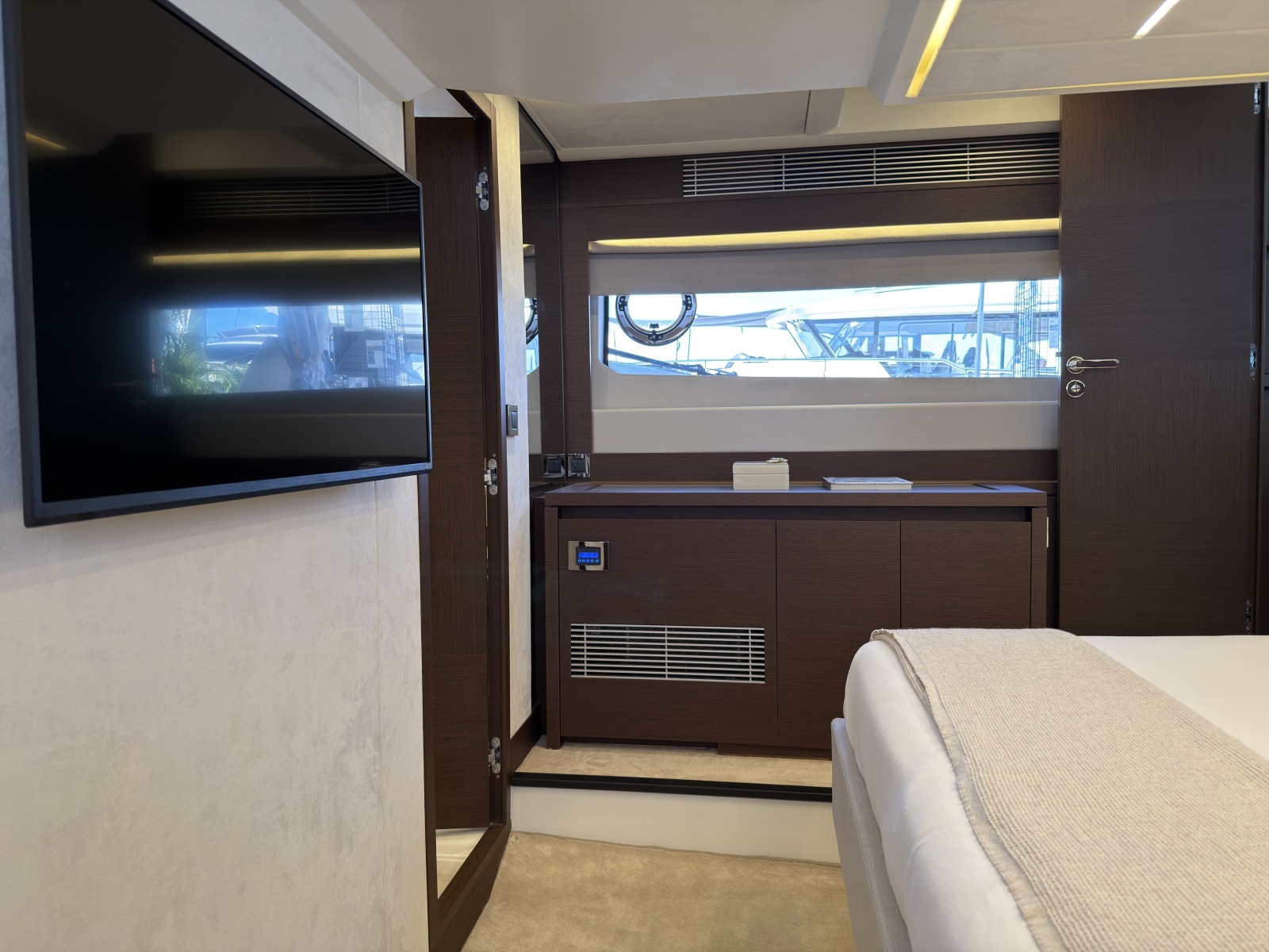 52ft Prestige Yacht For Sale