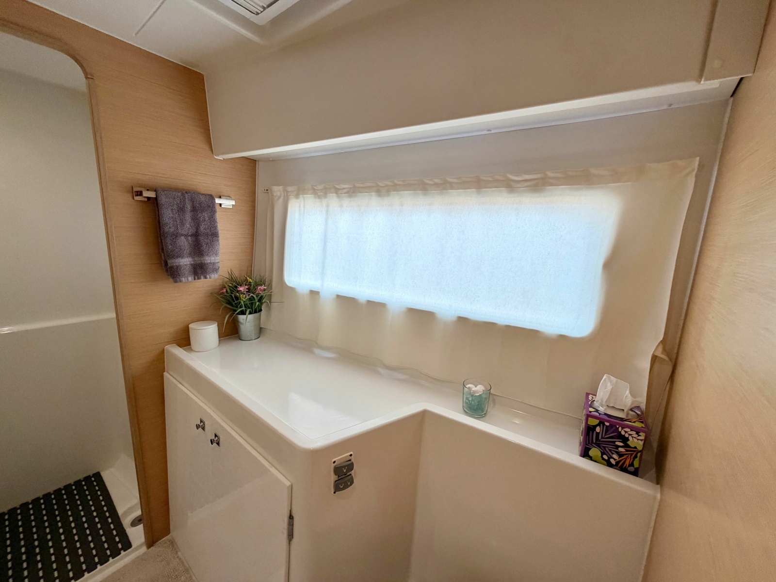 Owners Version 42ft Lagoon Yacht For Sale