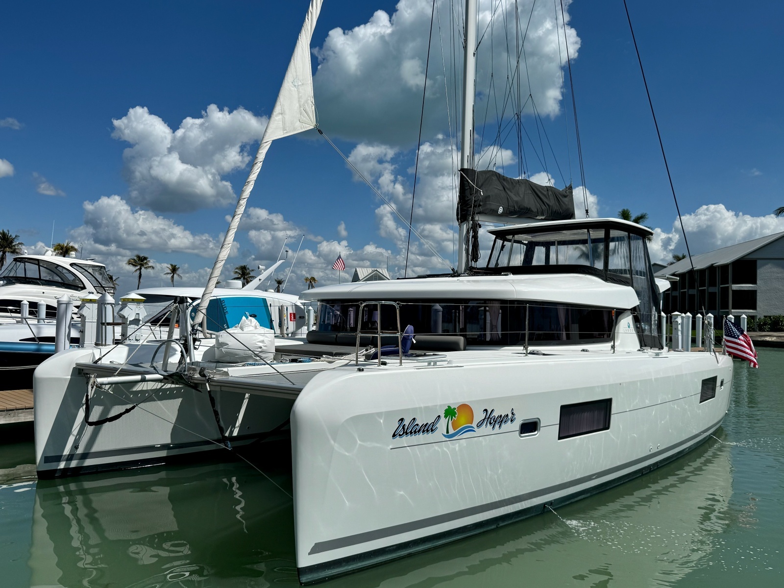 Owners Version 42ft Lagoon Yacht For Sale