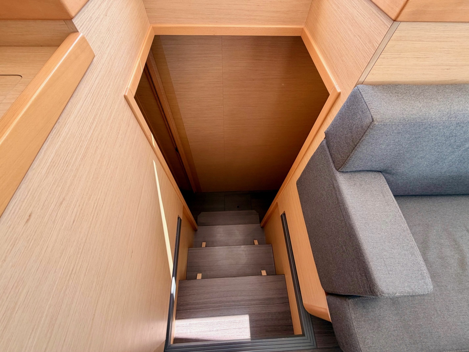 Owners Version 42ft Lagoon Yacht For Sale