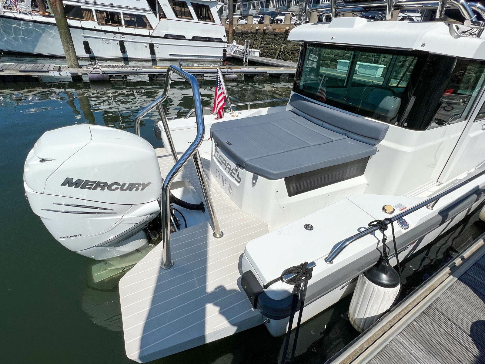 28' 2020 Axopar 28 Cabin
