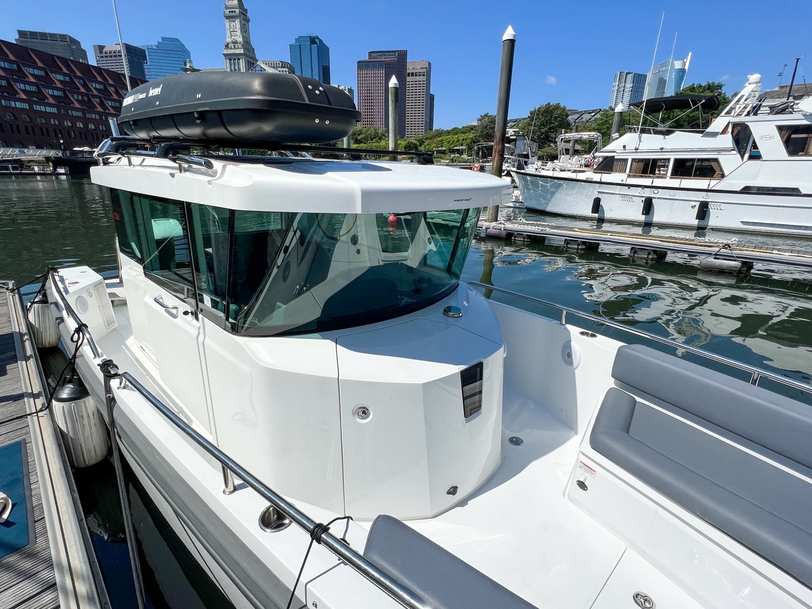 Dasmas 28ft Axopar Yacht For Sale