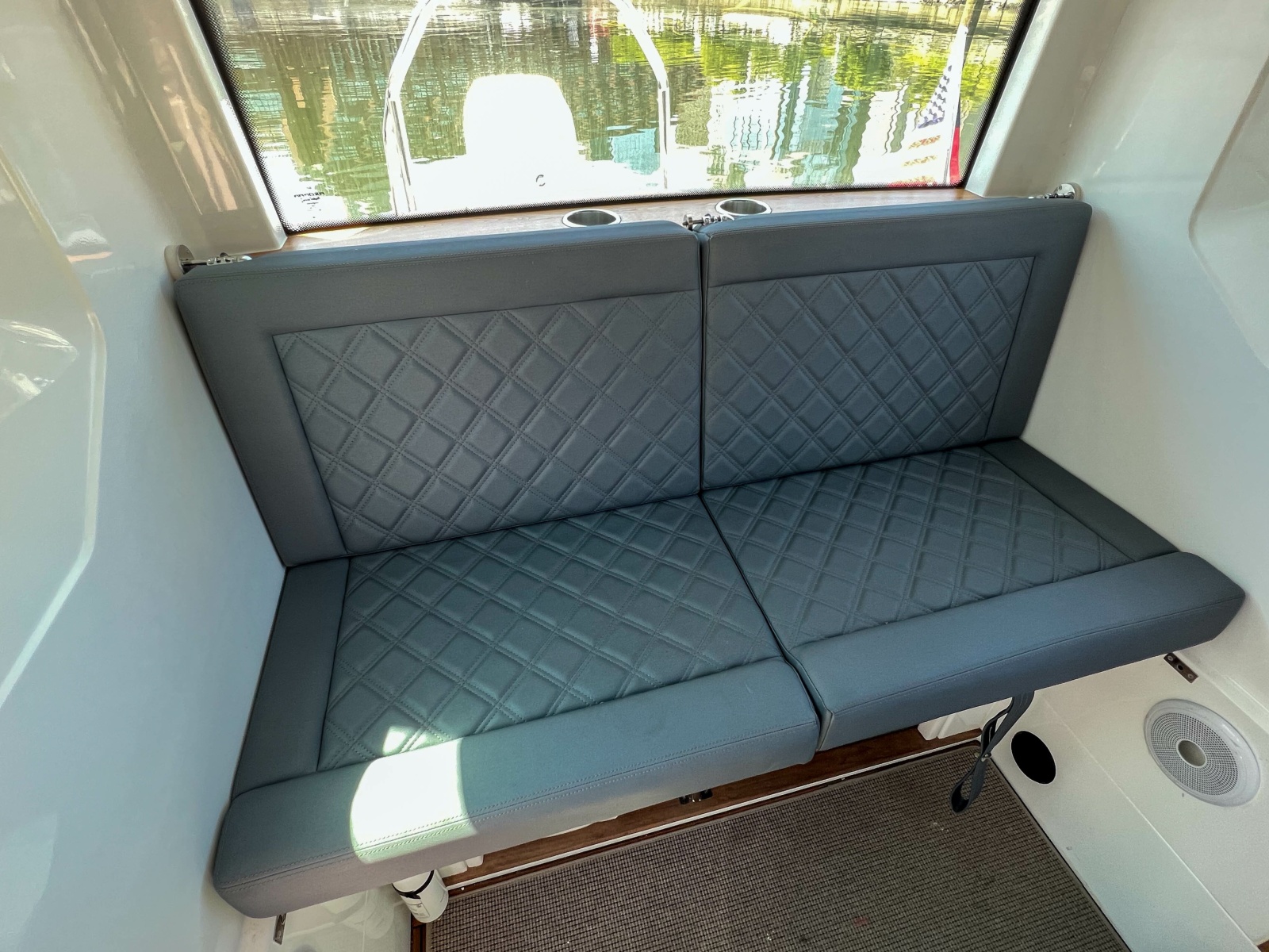 28' 2020 Axopar 28 Cabin