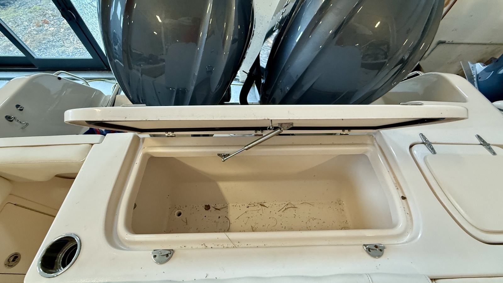 Suits ME 28ft Grady White Yacht For Sale