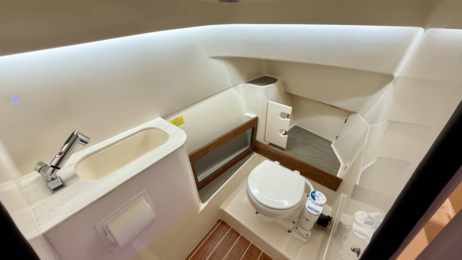 Suits ME 28ft Grady White Yacht For Sale