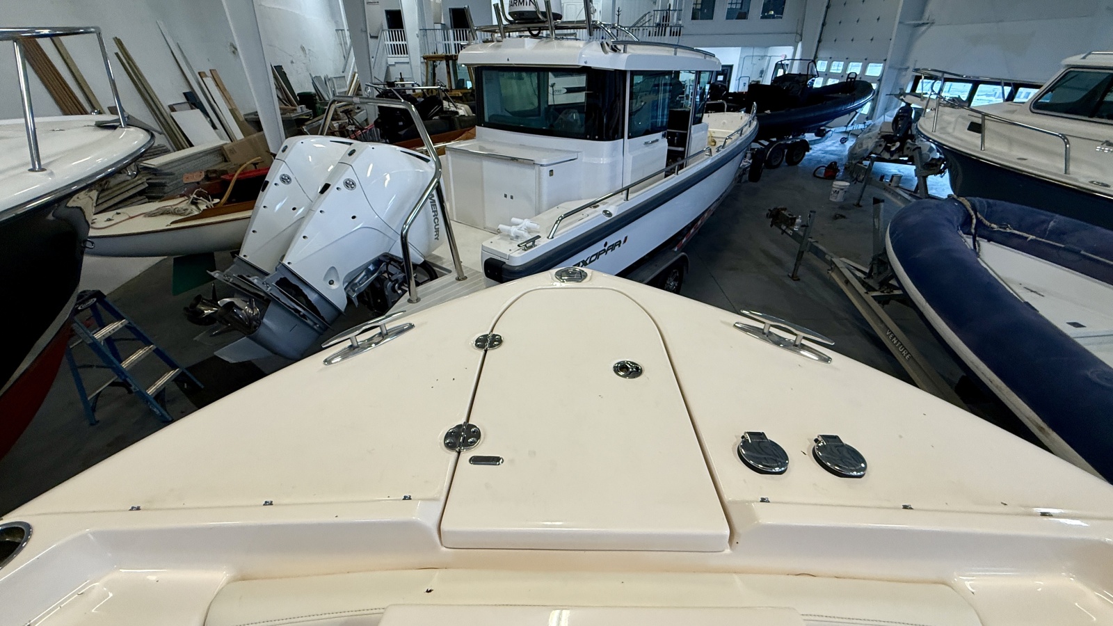 28' 2023 Grady-White Freedom 285