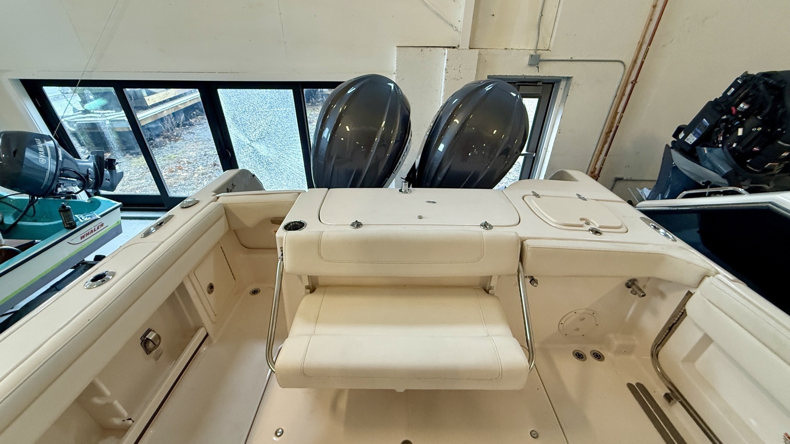 Suits ME 28ft Grady White Yacht For Sale