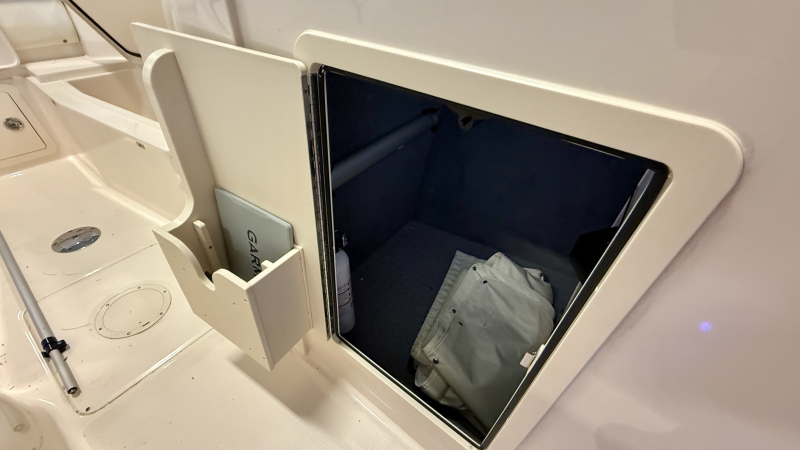 Suits ME 28ft Grady White Yacht For Sale