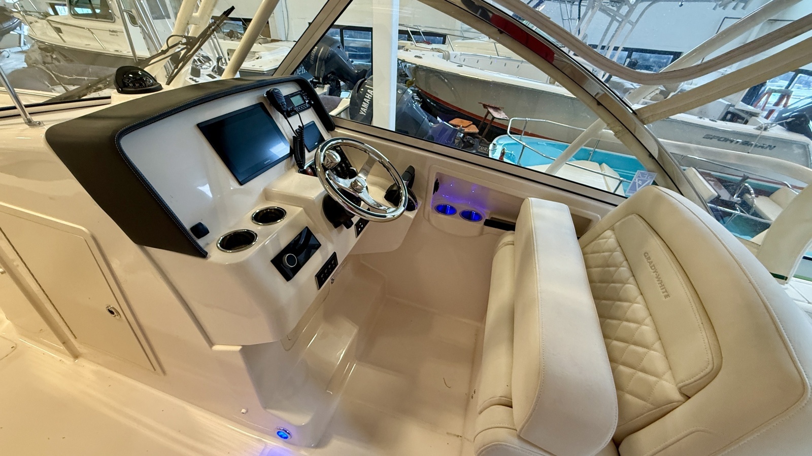 Suits ME 28ft Grady White Yacht For Sale