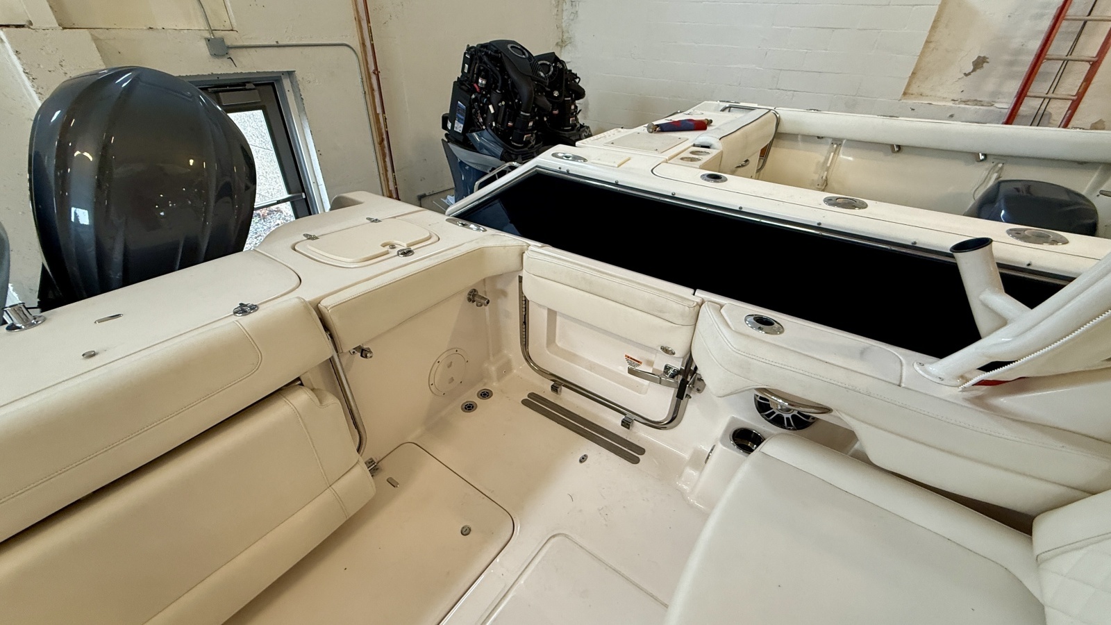 Suits ME 28ft Grady White Yacht For Sale