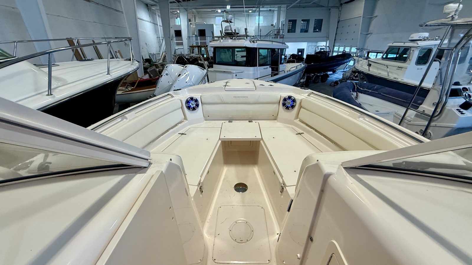 Suits ME 28ft Grady White Yacht For Sale