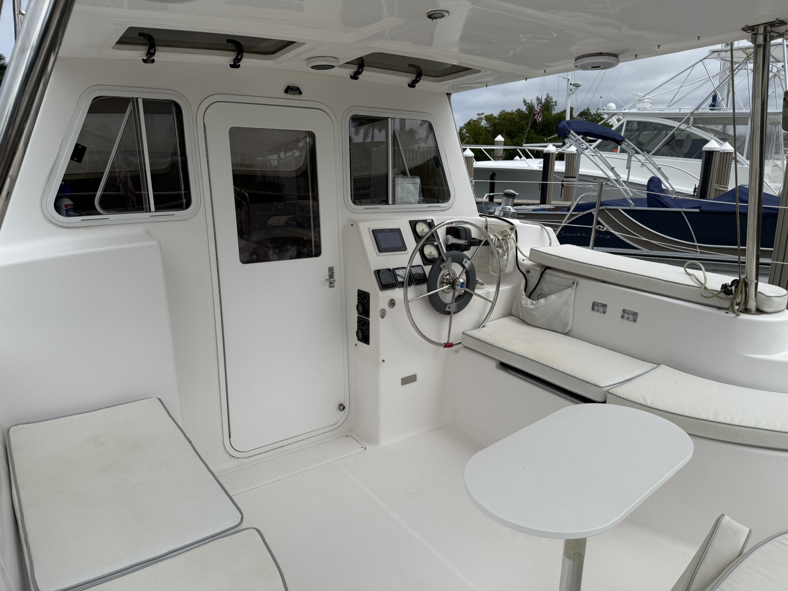 35' 2014 Gemini Legacy 35