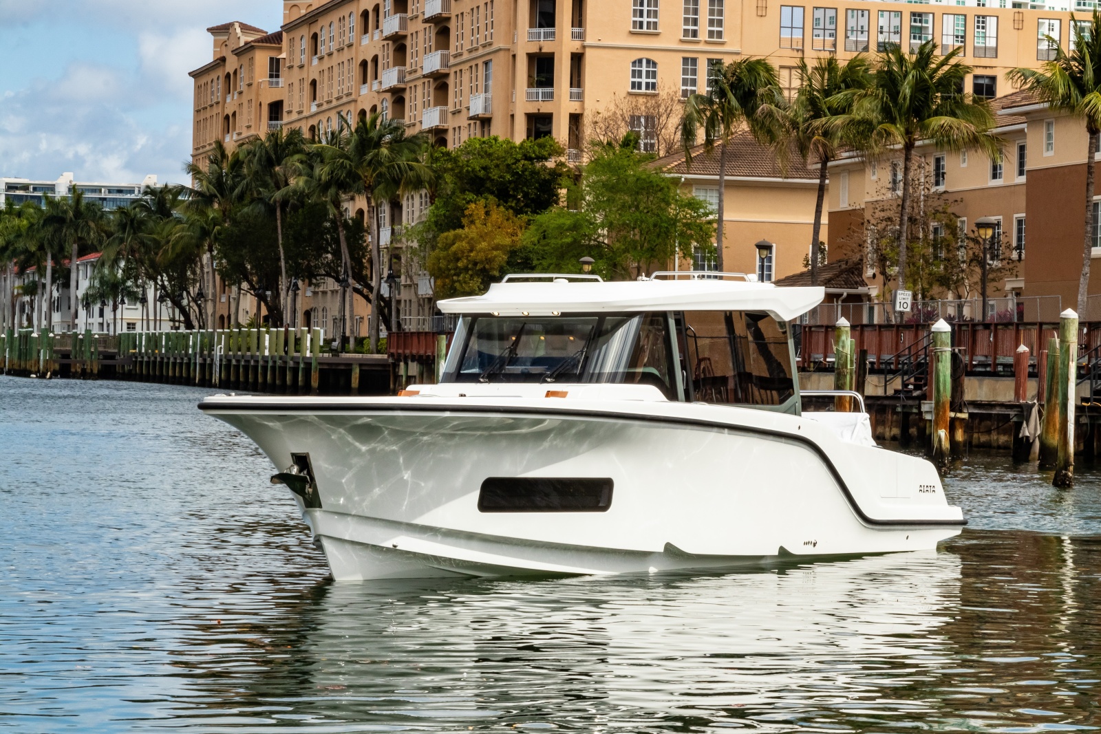 38' 2026 Other AIATA Wayfinder 38 Cabin