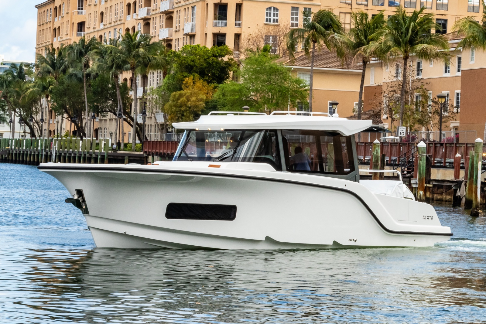 38' 2026 Other AIATA Wayfinder 38 Cabin