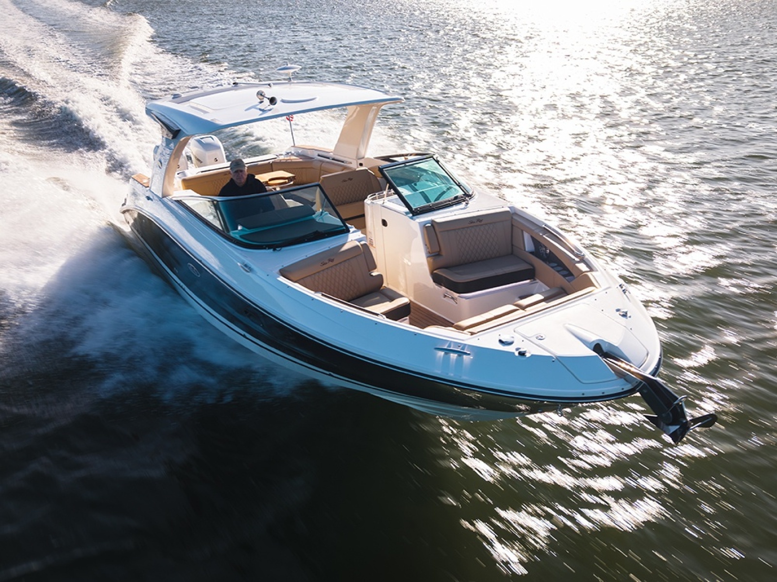 35' 2023 Sea Ray SLX 350 Outboard