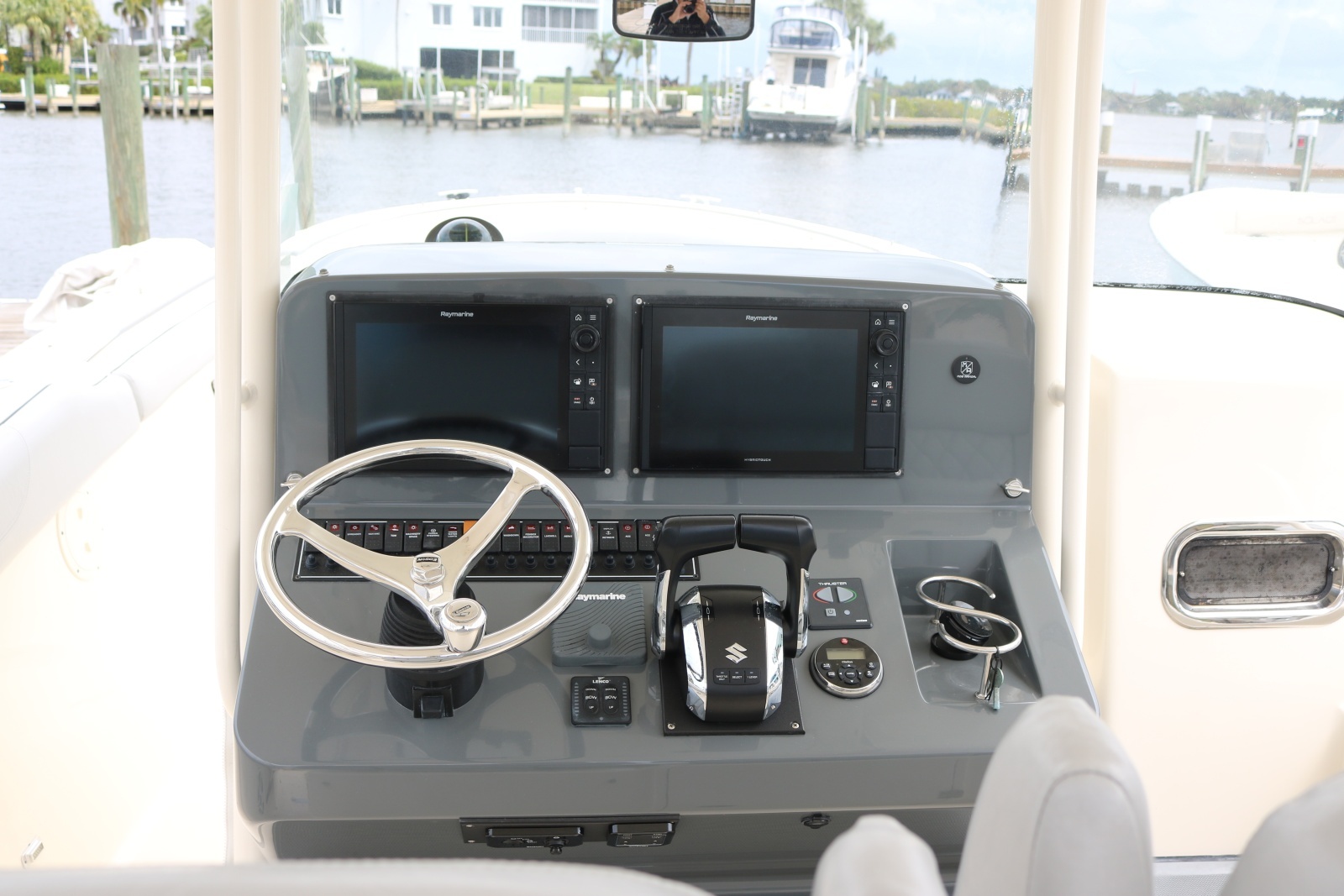 ANAM CARA 31ft Pursuit Yacht For Sale