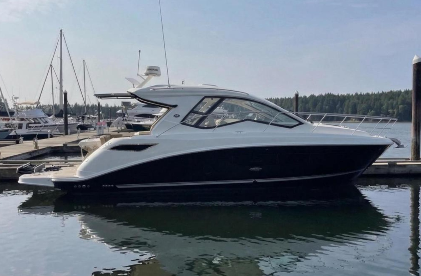 35' 2019 Sea Ray Sundancer 350 Coupe
