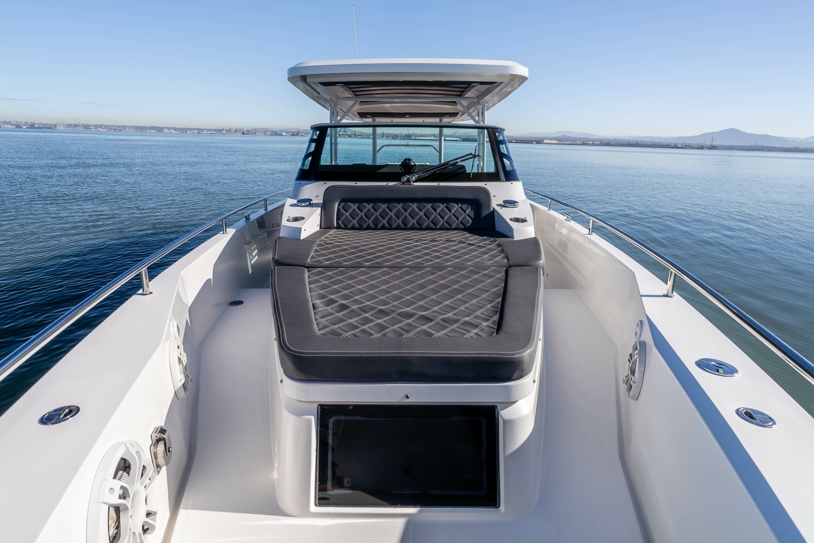 MINI MAHANA 37ft Axopar Yacht For Sale