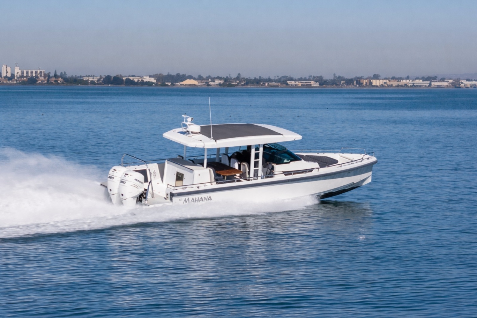 MINI MAHANA 37ft Axopar Yacht For Sale