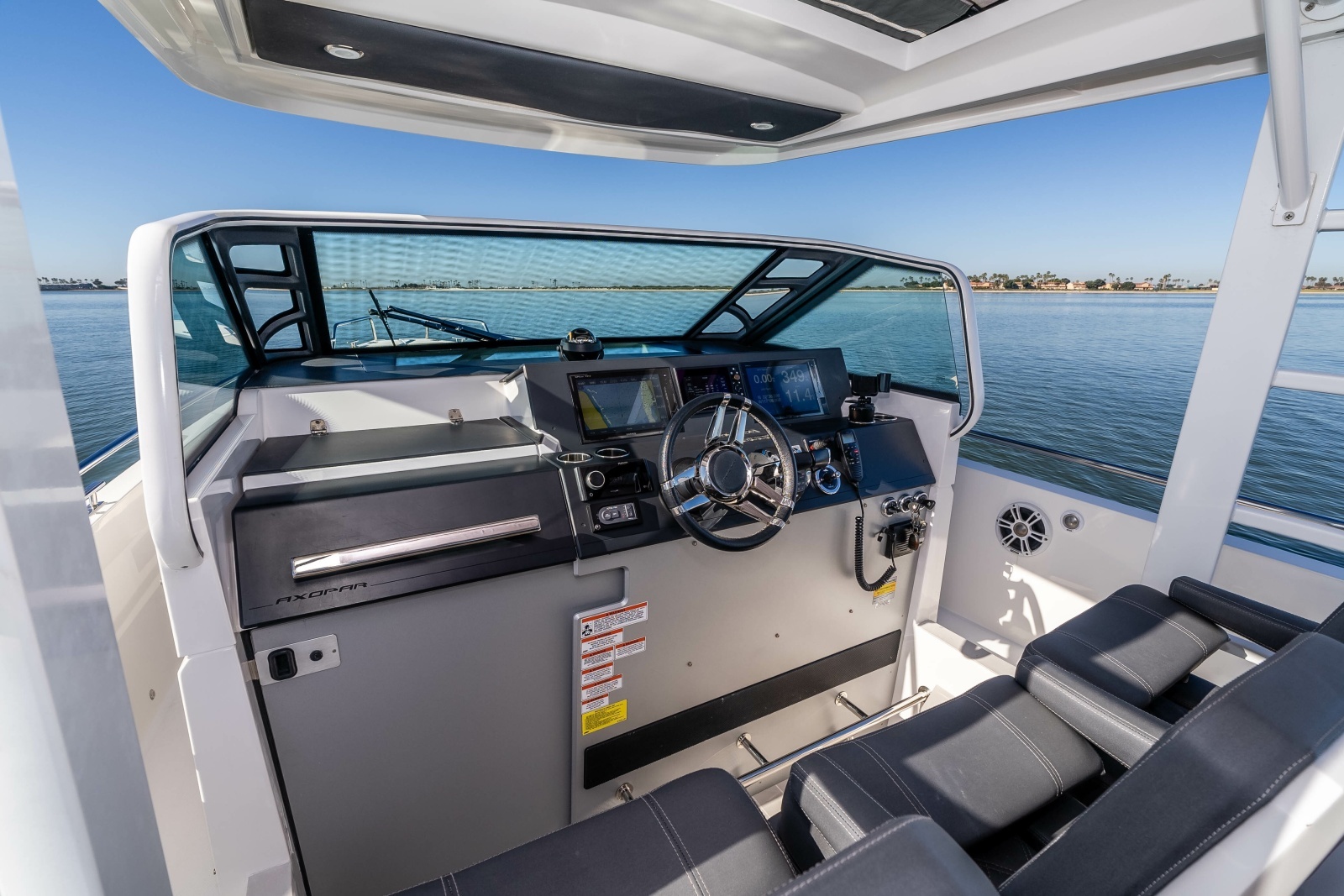 MINI MAHANA 37ft Axopar Yacht For Sale