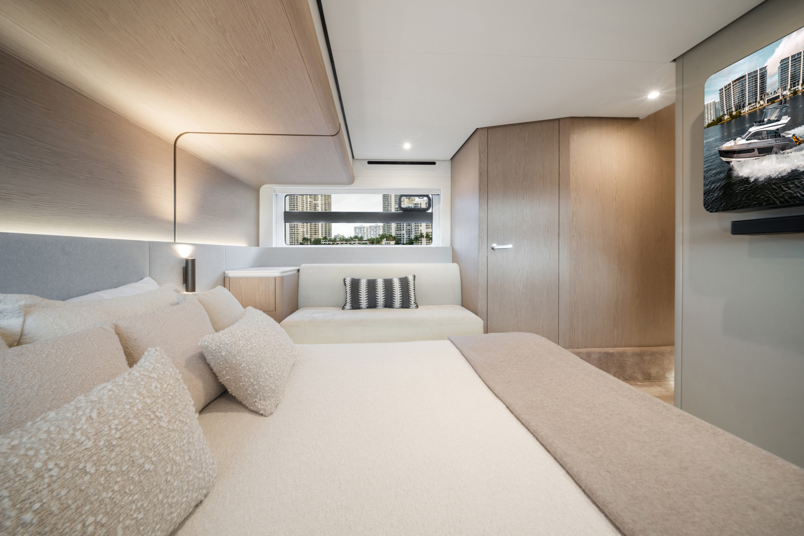 53ft Azimut Yacht For Sale