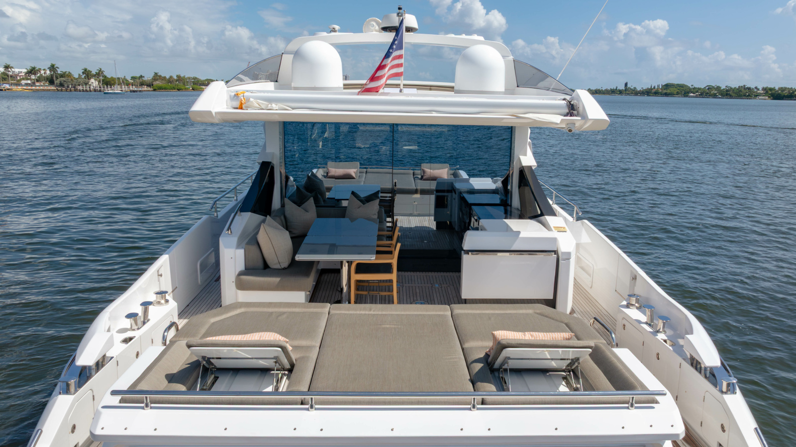 2019 Azimut S7