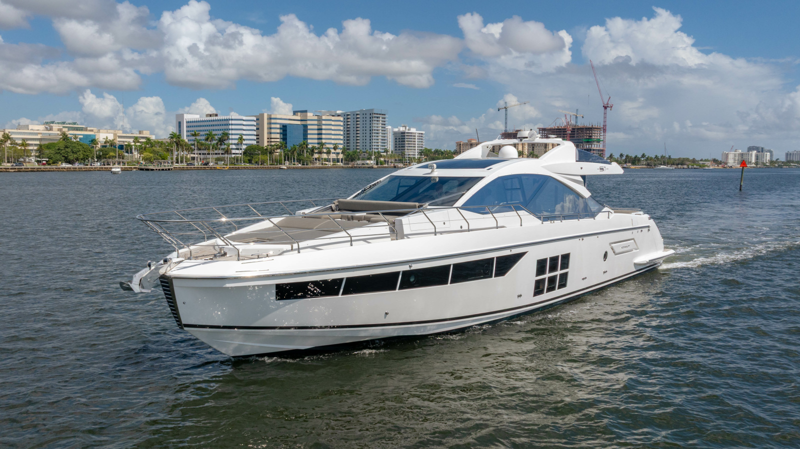 2019 Azimut S7