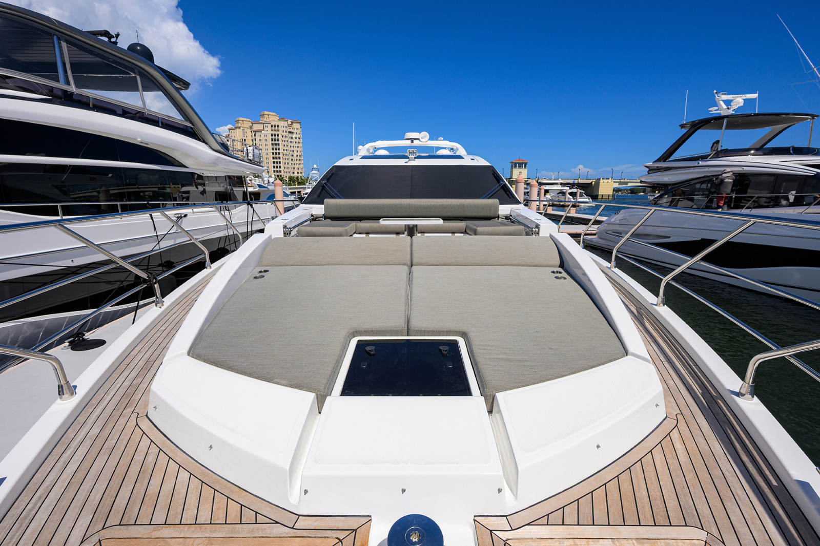 70ft Azimut Yacht For Sale
