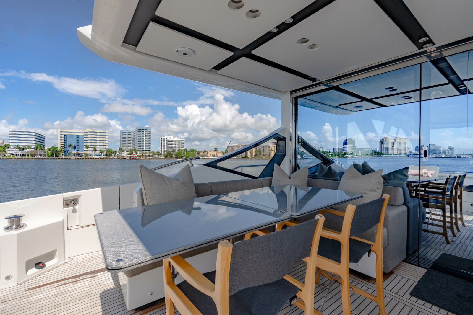 2019 Azimut S7