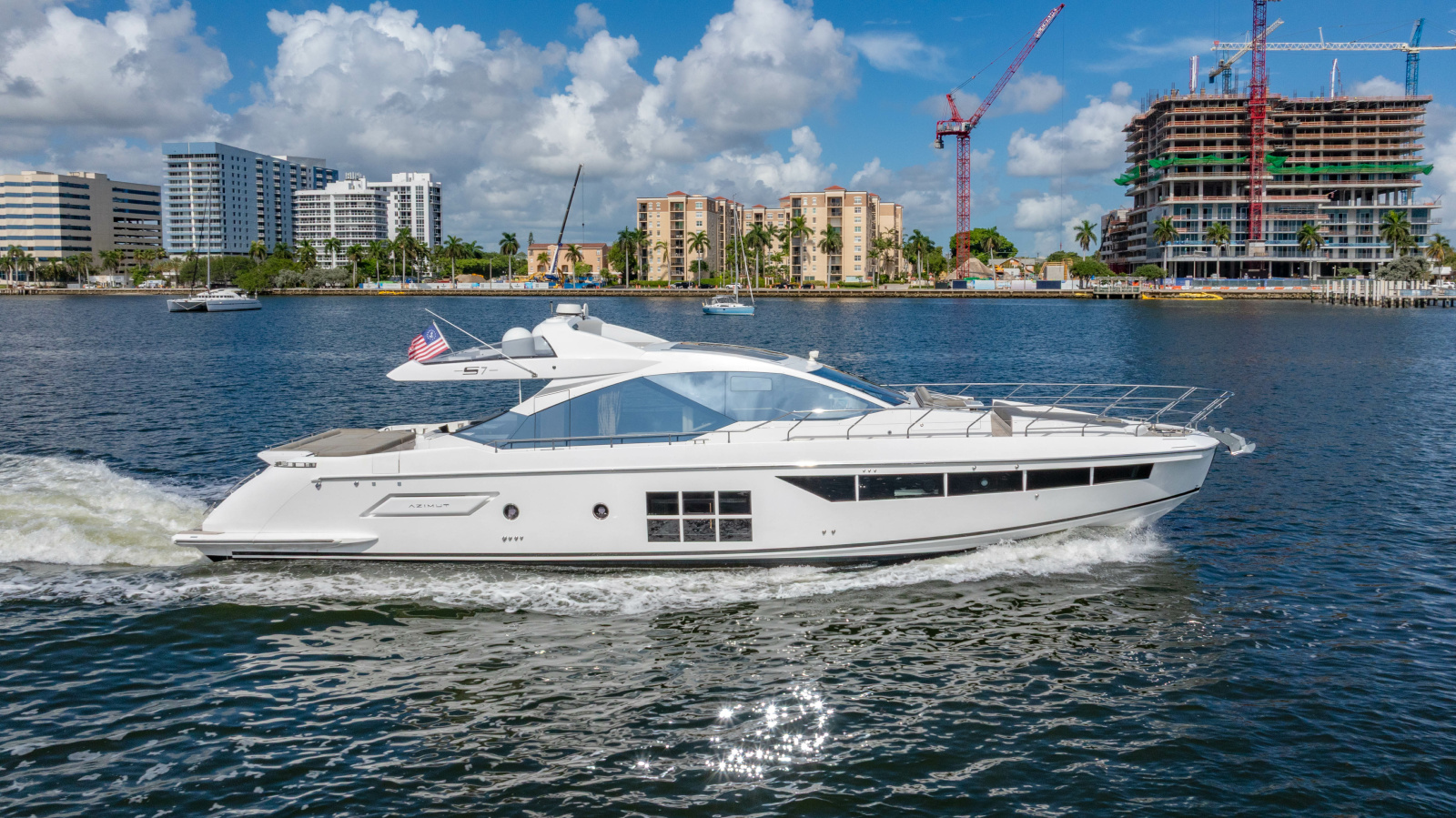 2019 Azimut S7