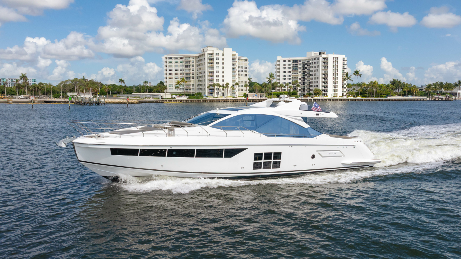 2019 Azimut S7