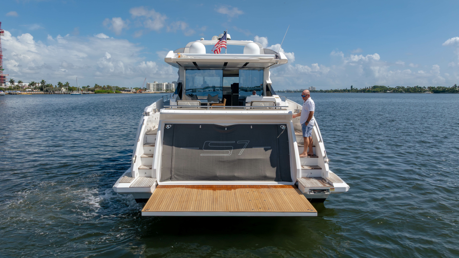 2019 Azimut S7