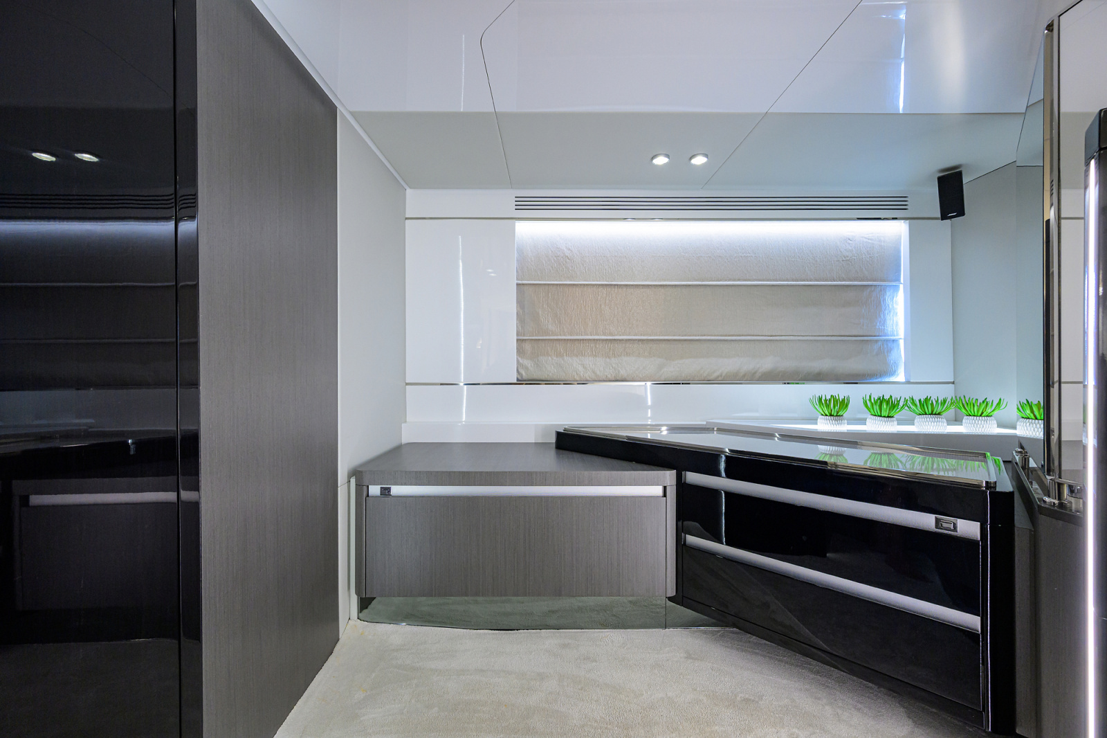 70ft Azimut Yacht For Sale