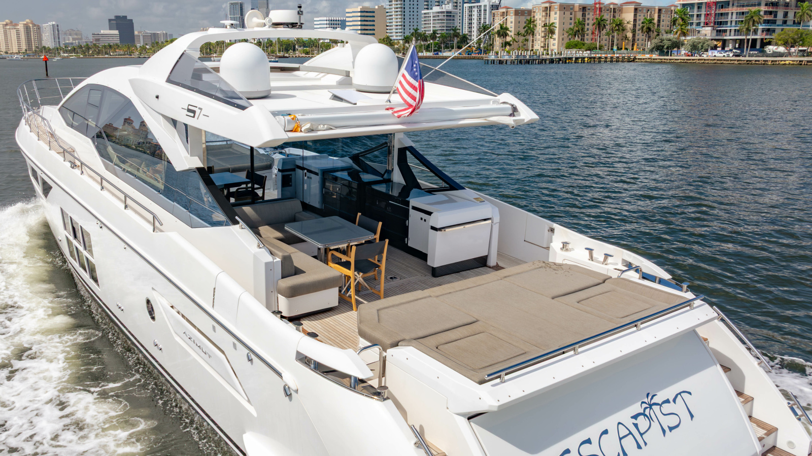 2019 Azimut S7