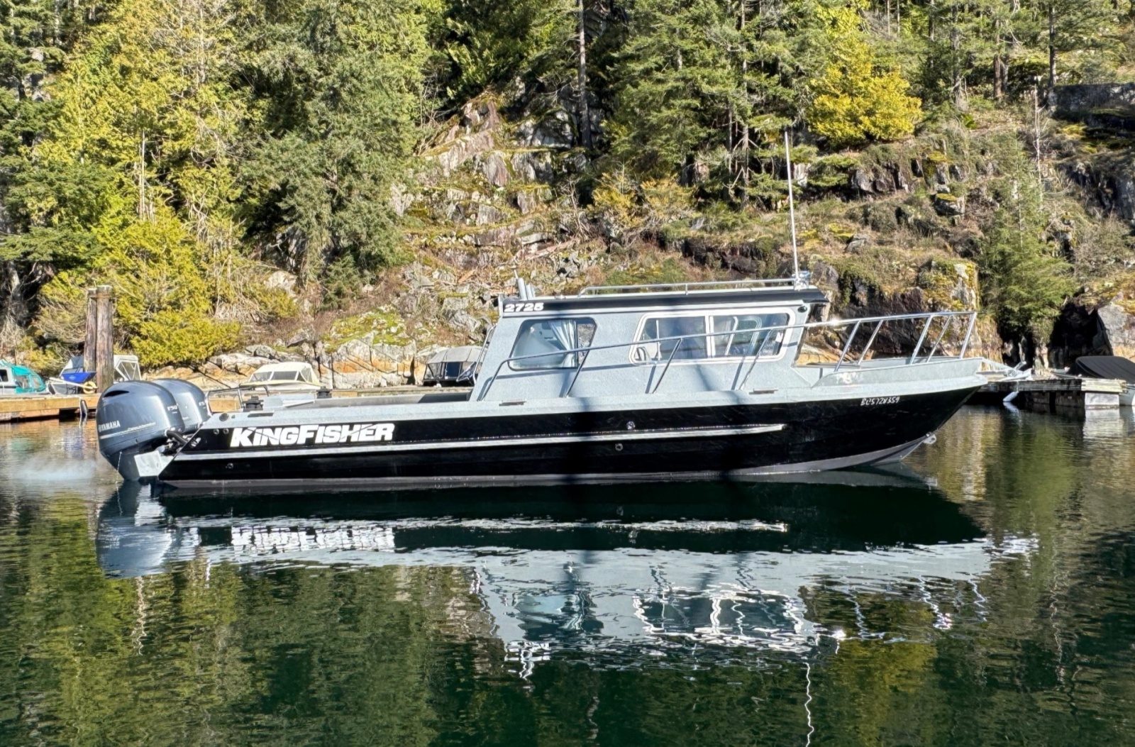 27' 2018 KingFisher 2725 Weekender
