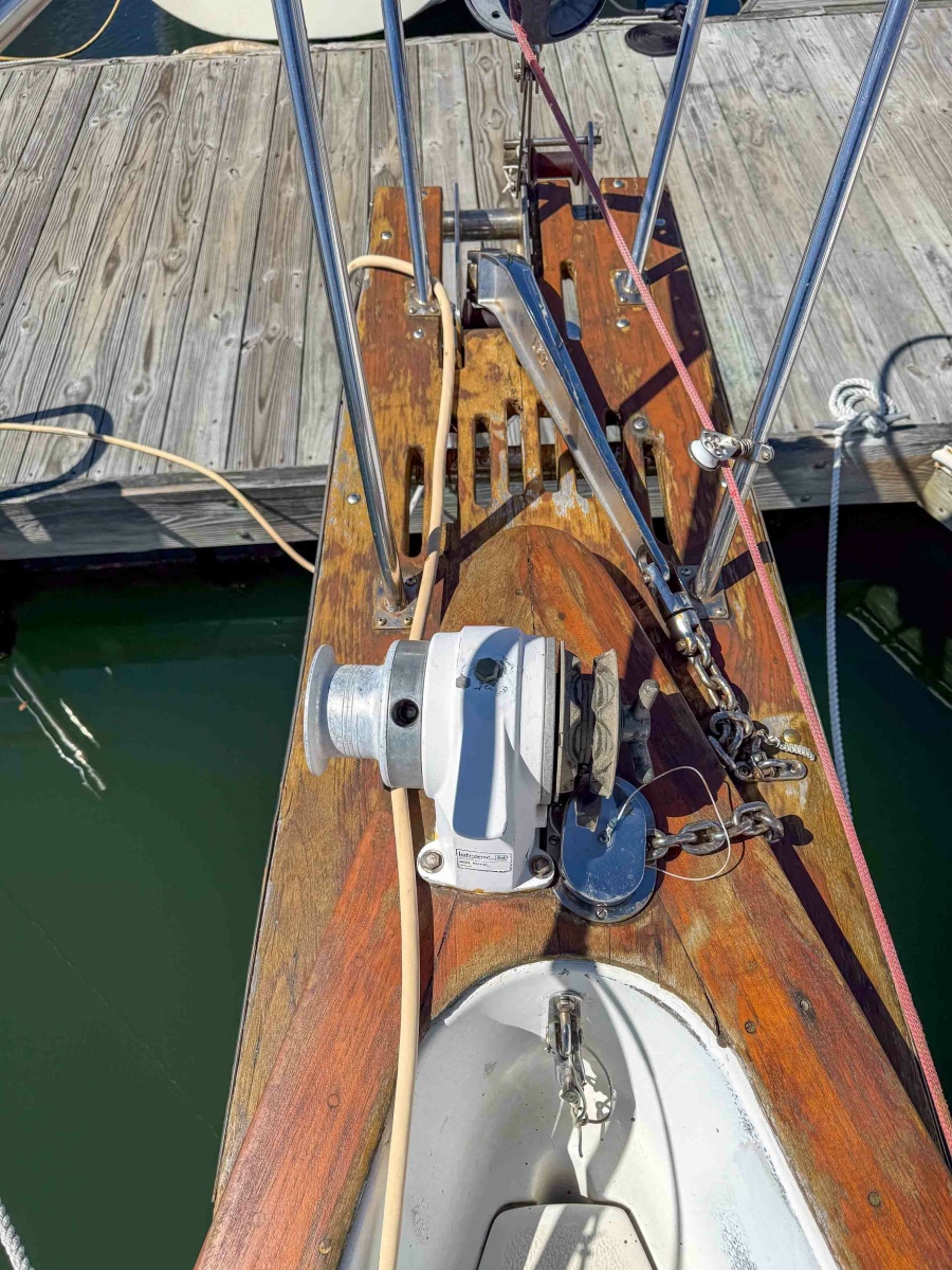 37' 1981 Endeavour Plan A