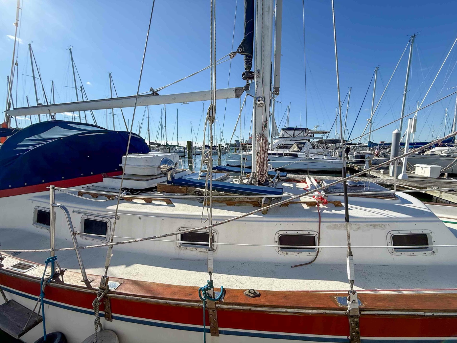 37' 1981 Endeavour Plan A