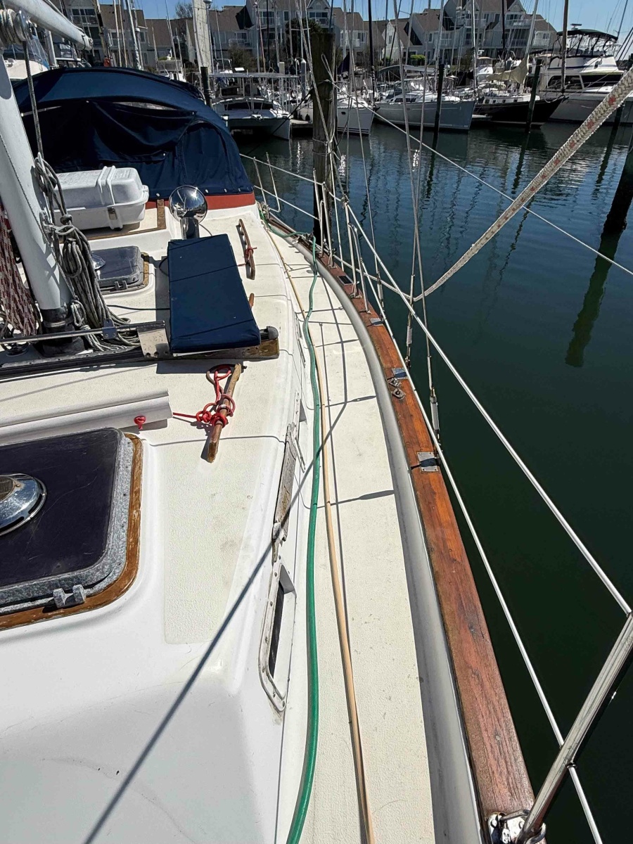 37' 1981 Endeavour Plan A