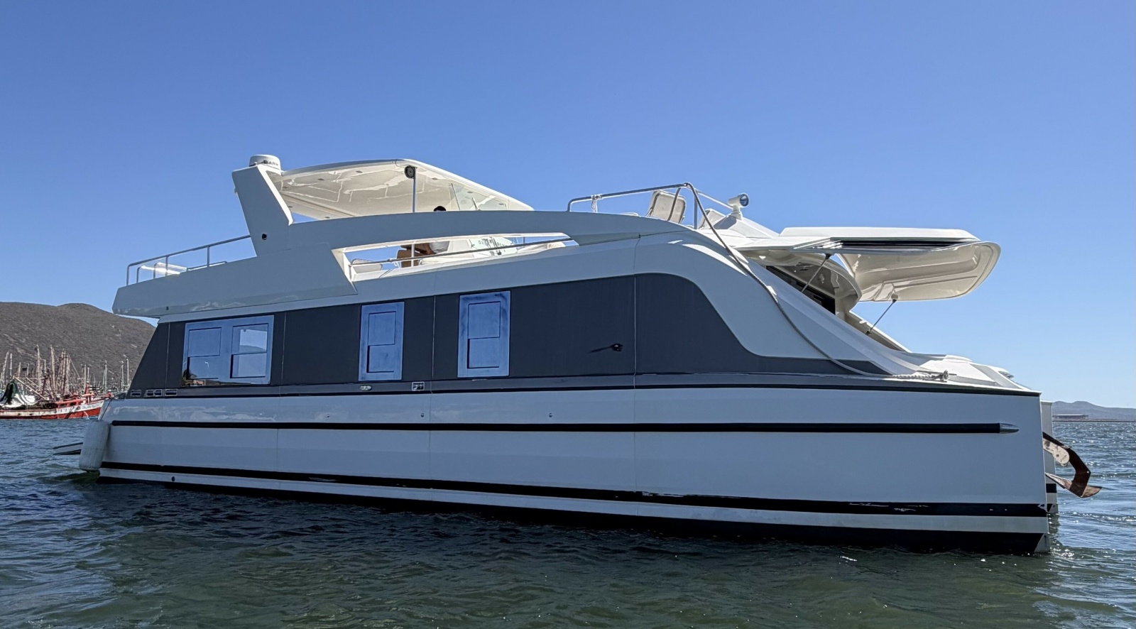 54' 2018 Overblue 54