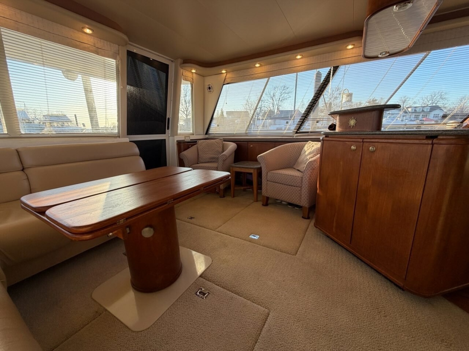 47' 1999 Bayliner 4788