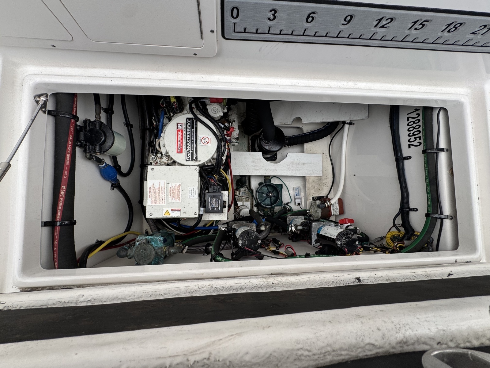 30ft Robalo Yacht For Sale