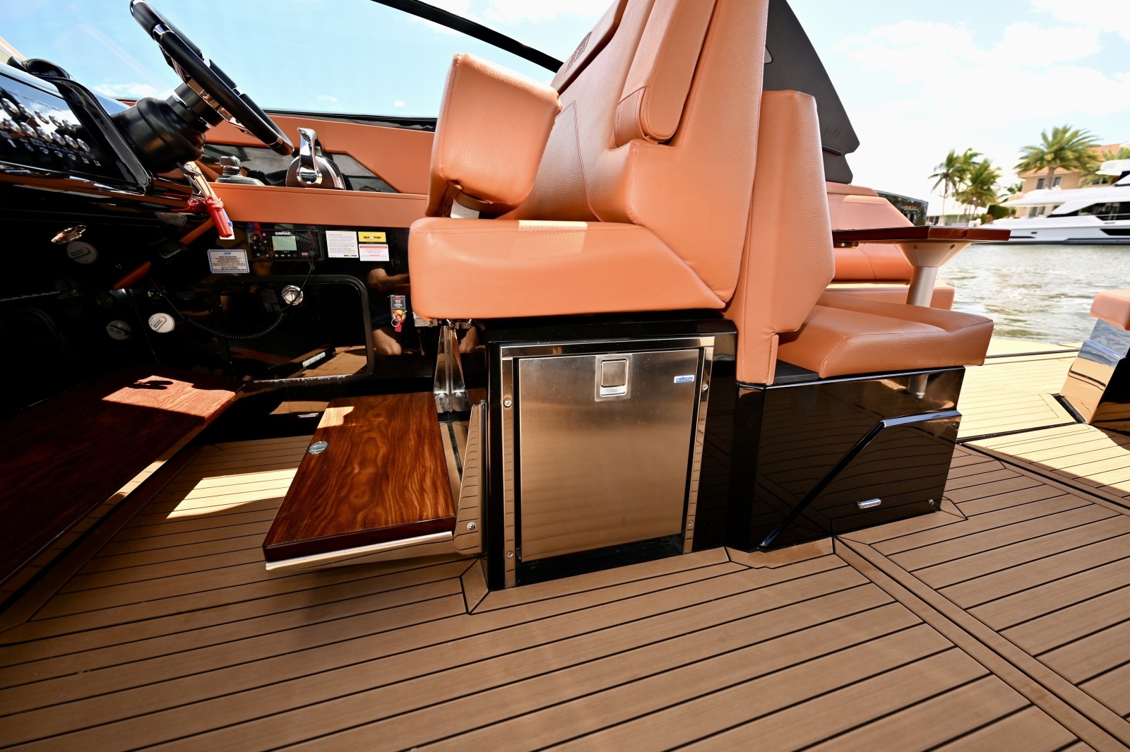 38ft Cruisers Yachts Yacht For Sale