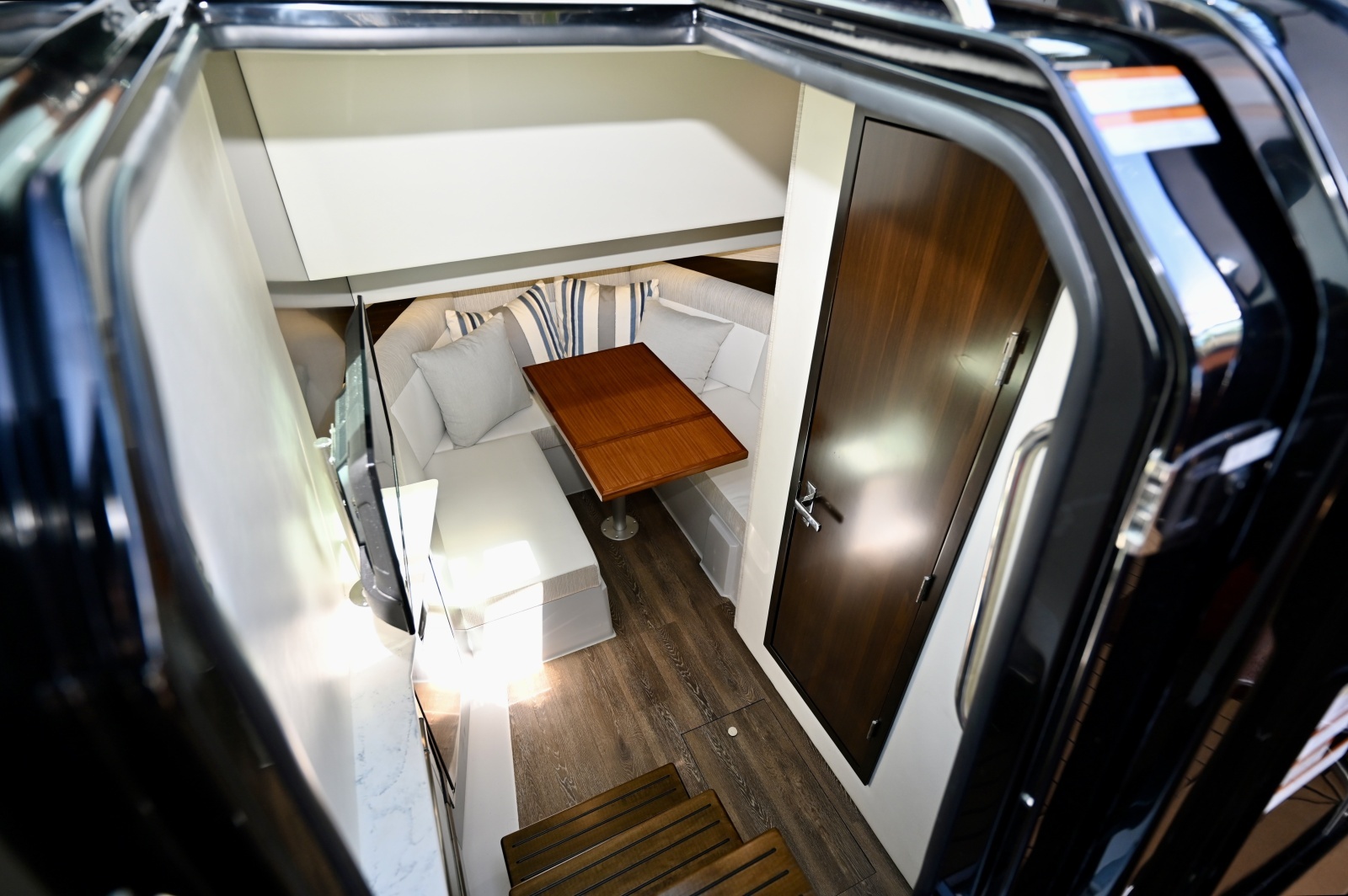Lower Salon Seating and Cabin Entry, Cruisers Yachts 38 GLS